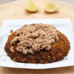 Bean with Tuna On Stone